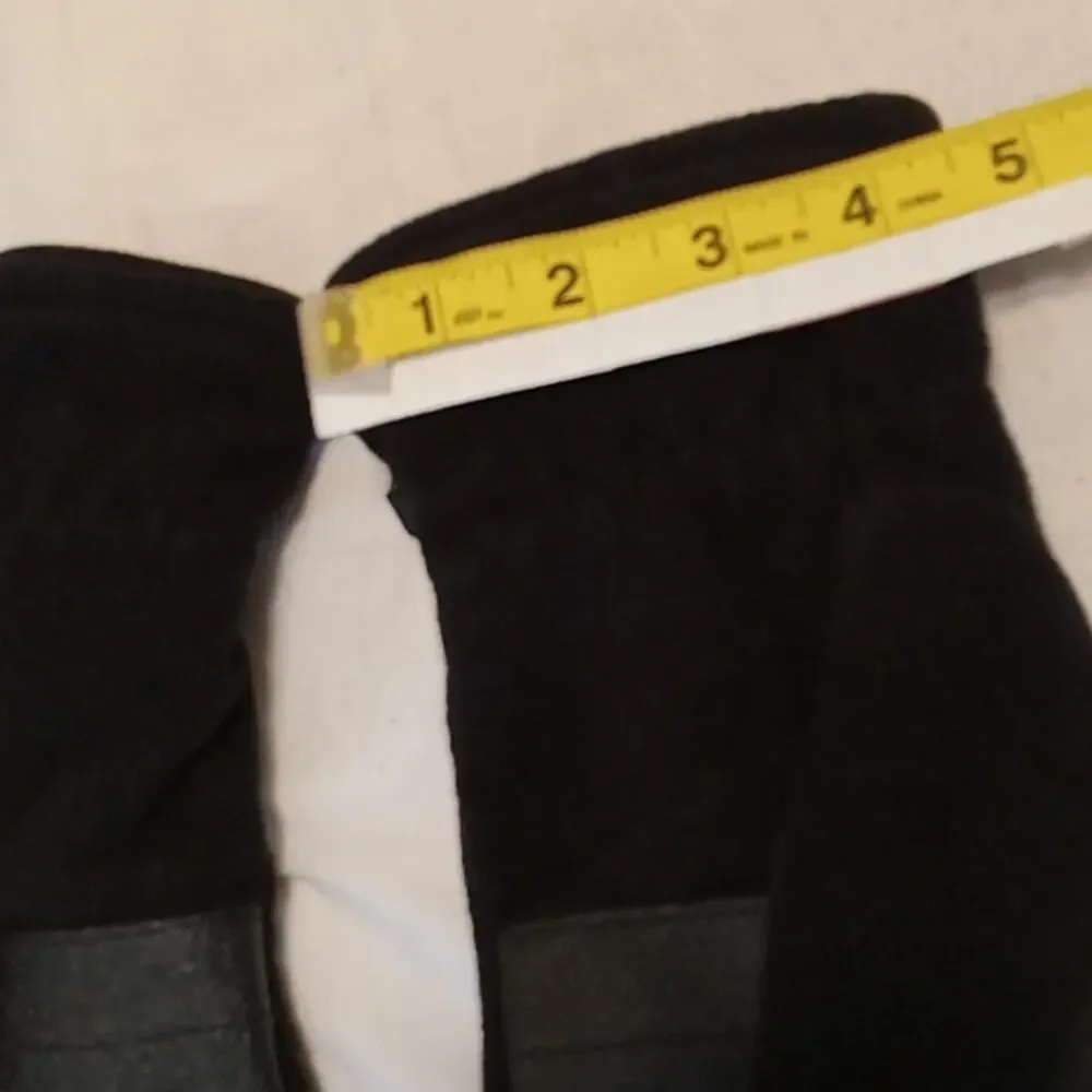 Women's Black Gloves